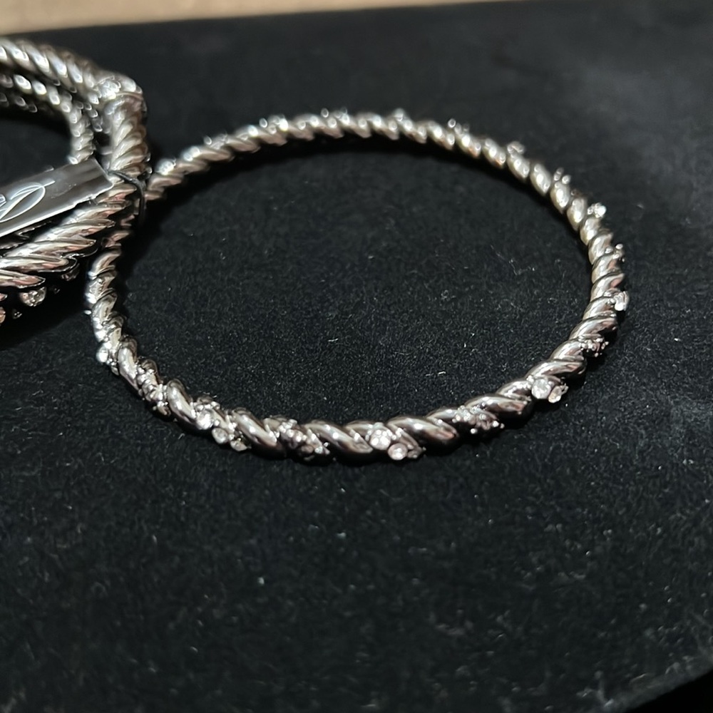 Premier Designs - “Stackerrific” Stackable bracelets - Picture 6 of 6